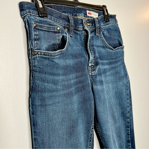 Wrangler Mens Slim Straight Fit Jean With Stretch in Judson Size 30x30 - Picture 4 of 14